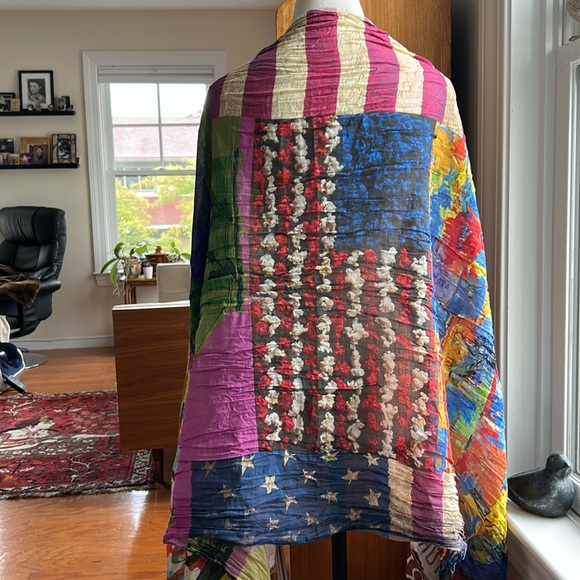 Cool Italian Scarf - Picture 7 of 11